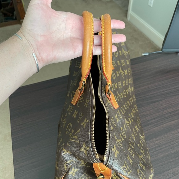 Louis Vuitton Speedy 40 - Picture 10 of 11